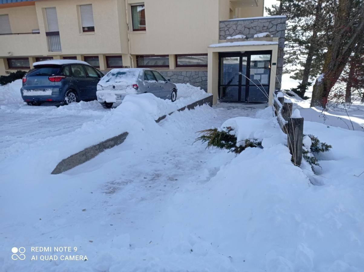 Studio Marmotte Font-Romeu 4 Personnes Avec Balcon Residence Val Soleil Entierement Renove En Juin 2021 Place De Parking & Wifi Gratuit , Draps & Serviettes De Toilettes Non Inclus, Sabanas Y Toallas No Incluidos Buitenkant foto